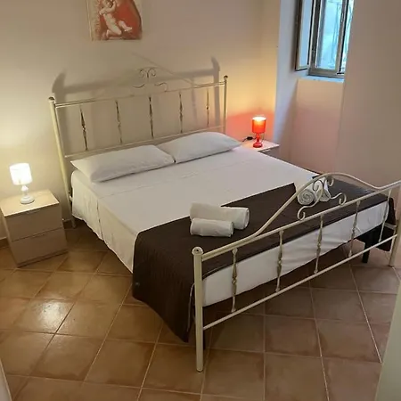 Nyaraló Casa Gioeni *