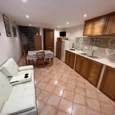 Casa Gioeni *
